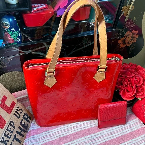 RED LV Vernis purse houston & LV Elise epi wallet Firm on price - Picture 9 of 14